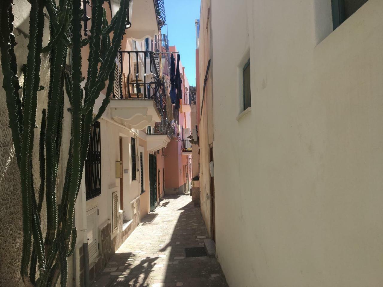 B&B Il Castello 利帕里 外观 照片
